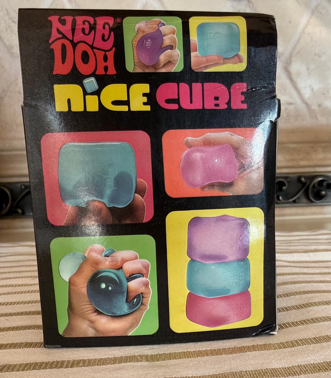 TikTok viral NeeDoh Nice cube Blue Large Size Cube, 8.5 cm
