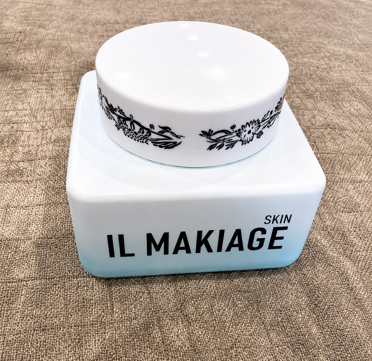 IL MAKIAGE Skin Cream Moisturizer 20 mL / 0.68 fl oz – Hydrating Face Cream
